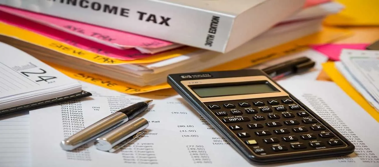 Hábitos financieros esenciales: 5 tips para comprar una casa